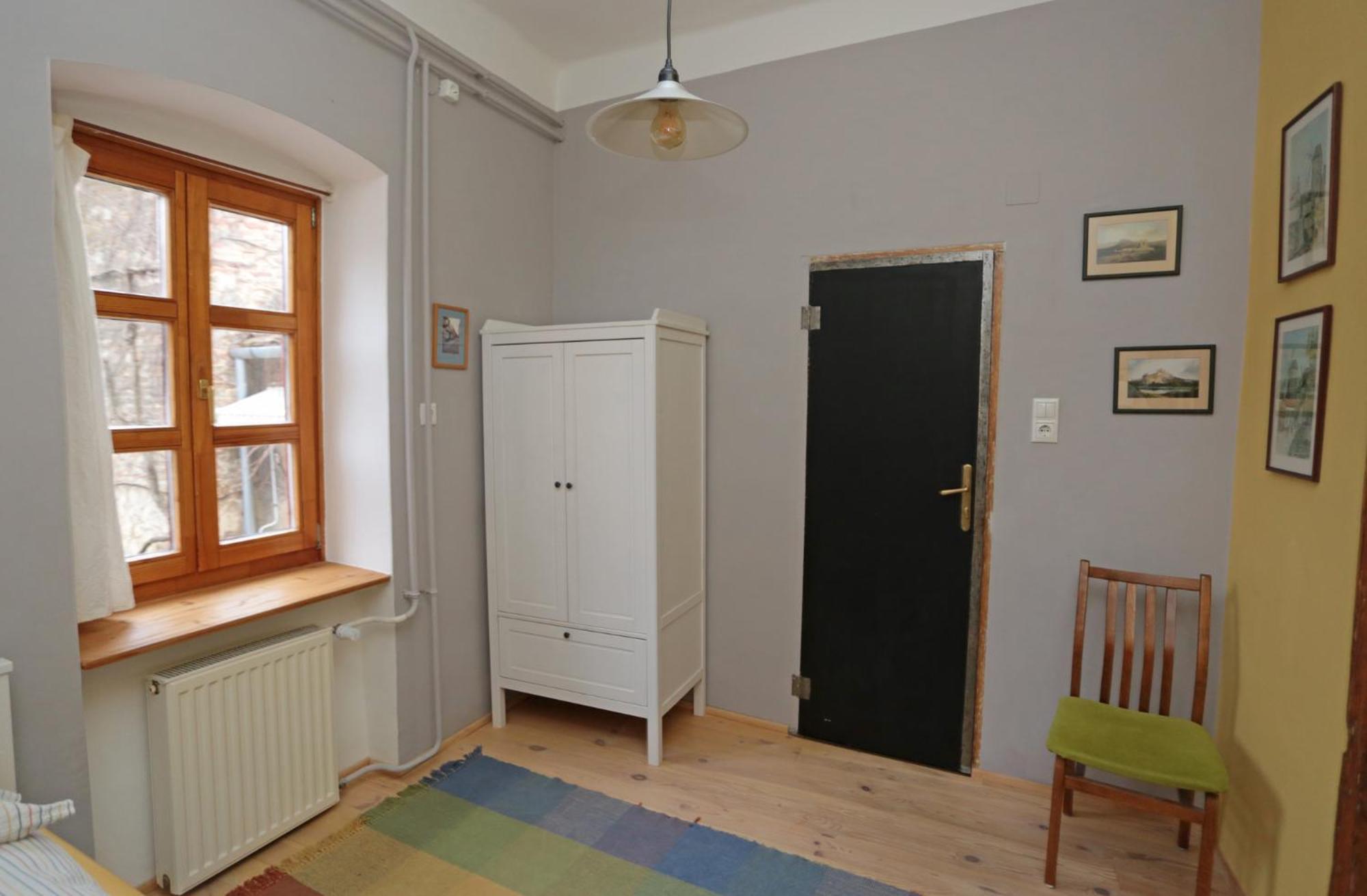 Green Tree Apartment Pécs Buitenkant foto